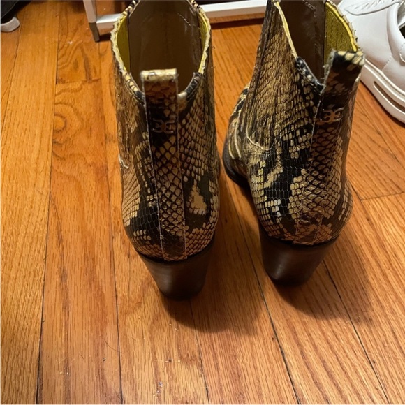 Western style ankle boots - Picture 4 of 5